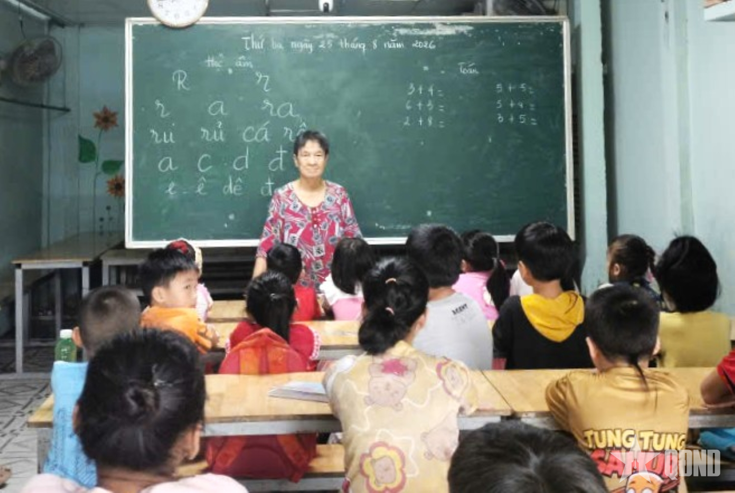 Cô giáo Son hơn nửa thế kỷ lặng thầm gieo chữ